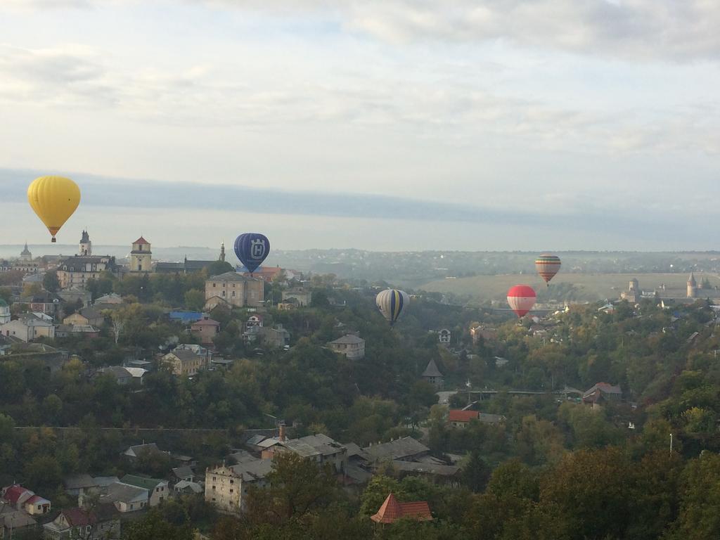 Rooms With Fortetsya View 2 Kamianets-Podilskyi Luaran gambar