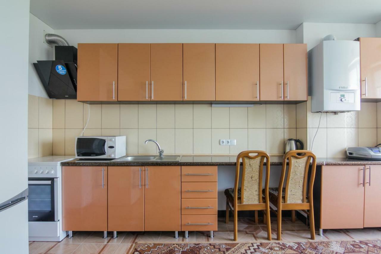 Rooms With Fortetsya View 2 Kamianets-Podilskyi Luaran gambar